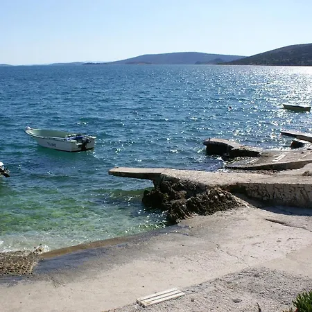 Apartment By The Sea Seget Vranjica, Trogir - 10438 Donji Seget