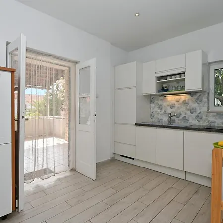 By The Sea Seget Vranjica, Trogir - 10438 Apartment *